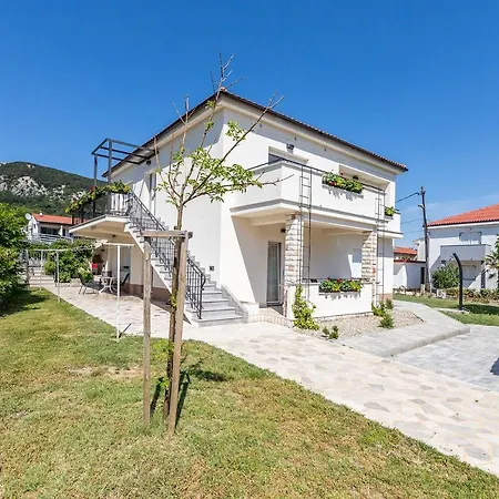 In 300 Meter Vom Baška